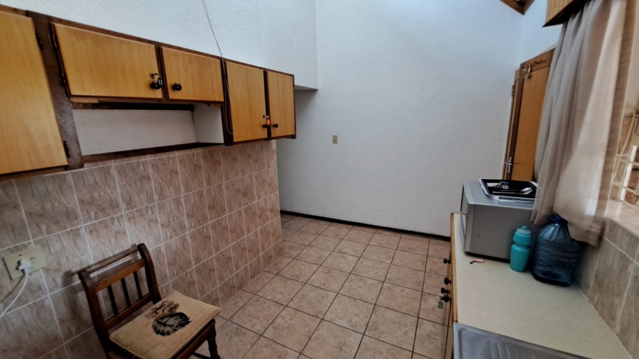 1 Bedroom Property for Sale in Oudorp North West